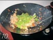 胡萝卜丁蛋炒饭步骤10