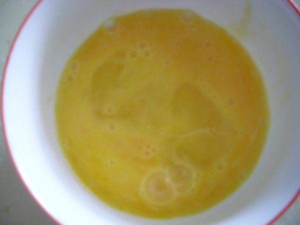 鸡蛋炒米饭步骤1