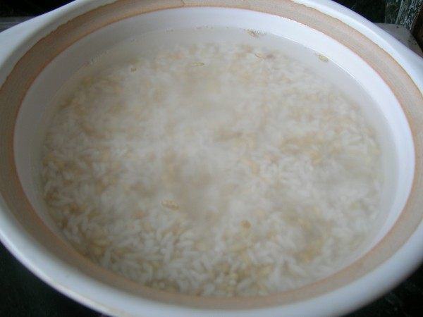 锅仔红薯焖饭步骤3