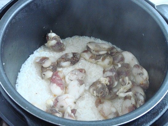 金瓜腊肠焖饭步骤3