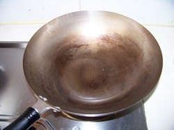 酸豆角葱香蛋炒饭步骤3