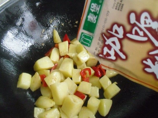 咖喱土豆饭步骤5