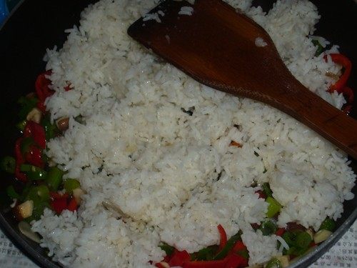 蛋蔬炒饭步骤7