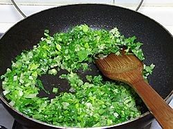 芹菜牛肉炒饭步骤6