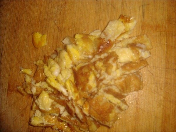 虾仁炒饭步骤3
