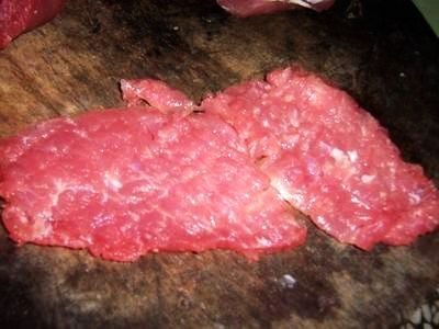 自创黑椒牛排饭步骤2