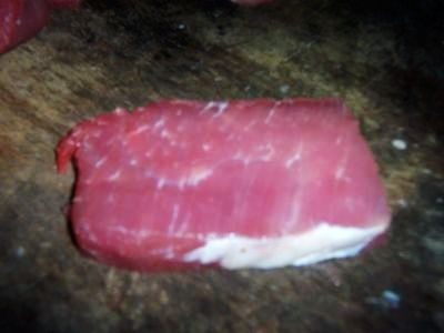 自创黑椒牛排饭步骤1