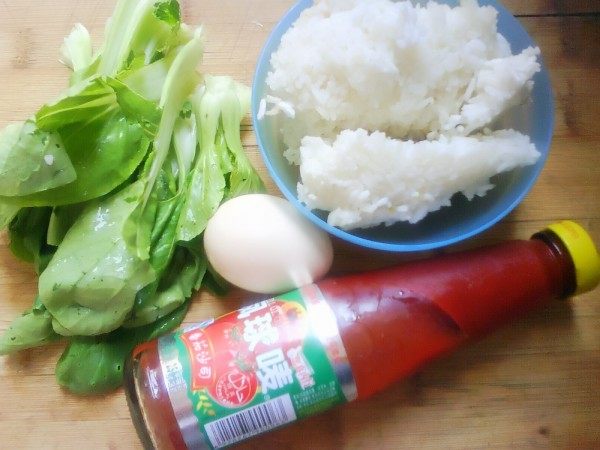 茄汁蛋饭步骤1