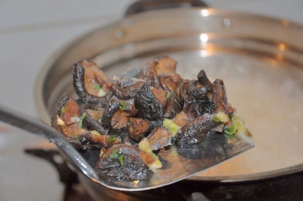 马兰海鲜泡饭步骤8