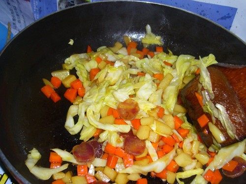 杂蔬腊味饭步骤6