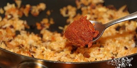 腊肉泡菜炒饭步骤4