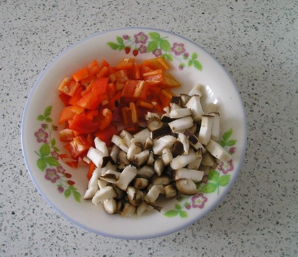 黄金蛋包饭步骤3