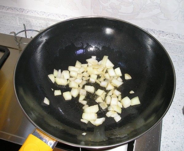 黄金蛋包饭步骤8
