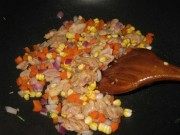蛋香粒粒饭步骤4