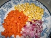蛋香粒粒饭步骤2