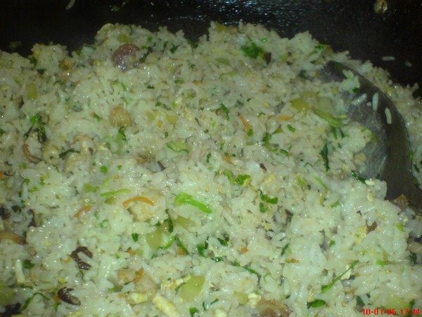 大杂烩炒饭步骤7