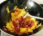 韩式泡菜培根炒饭步骤5