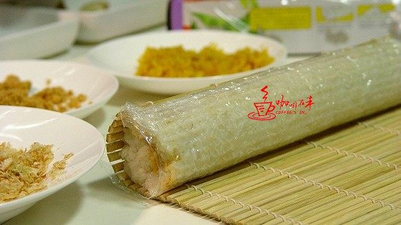 肉松饭卷步骤10