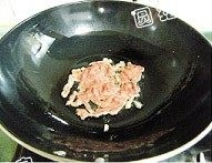 榨菜牛柳盖饭步骤5
