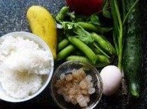 什锦蛋卷饭步骤1
