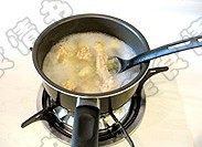 鸡肉蘑菇炖饭步骤3