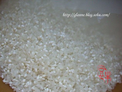 鲜蚕豆火腿焖饭步骤1