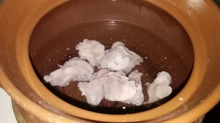咸骨花生粥步骤4
