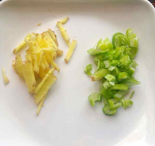 菠菜猪肝粥步骤4