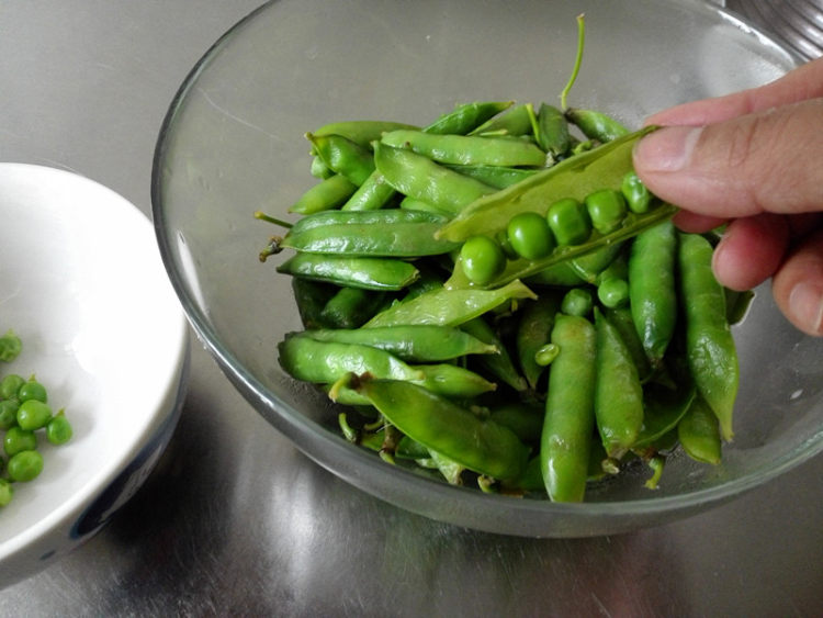 豌豆米糊#新鲜从这里步骤1
