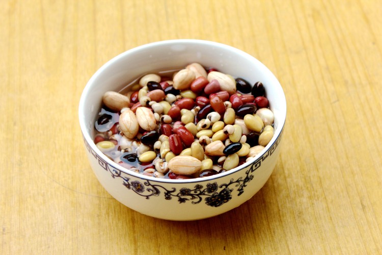 土豆燕麦八宝粥步骤1
