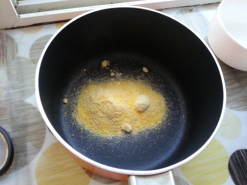 玉米面糊涂粥步骤2