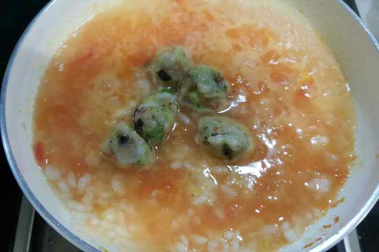 番茄蔬菜鱼丸粥步骤5