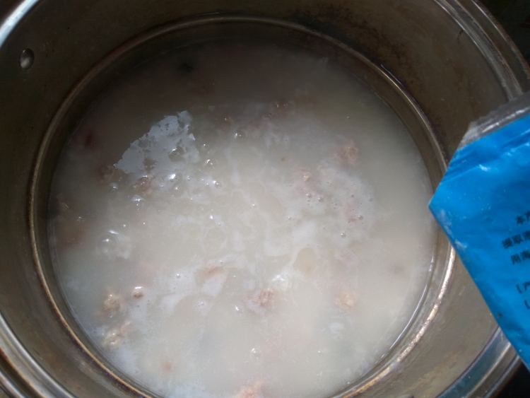 皮蛋瘦肉粥#多效护理步骤7