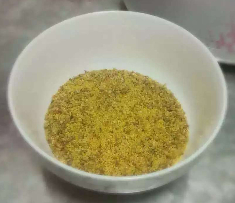 红枣小米苦荞粥步骤1