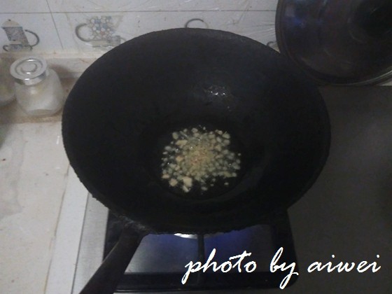 口蘑南瓜鸡肉粥步骤2