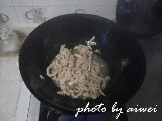 口蘑南瓜鸡肉粥步骤3
