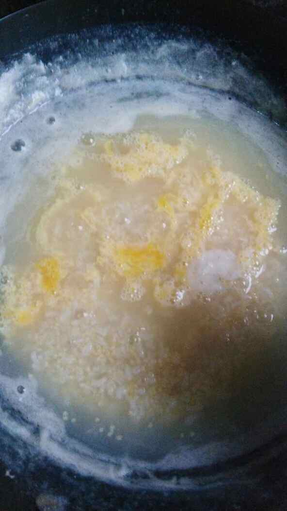 小米青菜蛋花粥步骤7