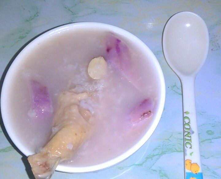 紫淮山鸡腿粥步骤8
