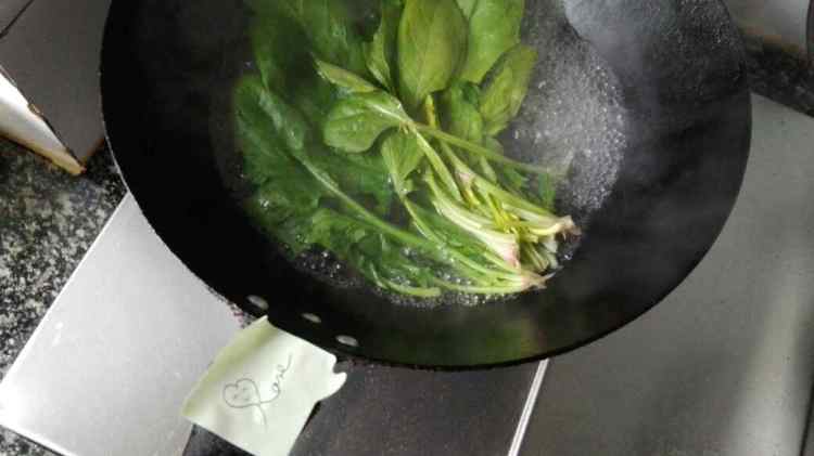 里脊菠菜养生粥步骤7