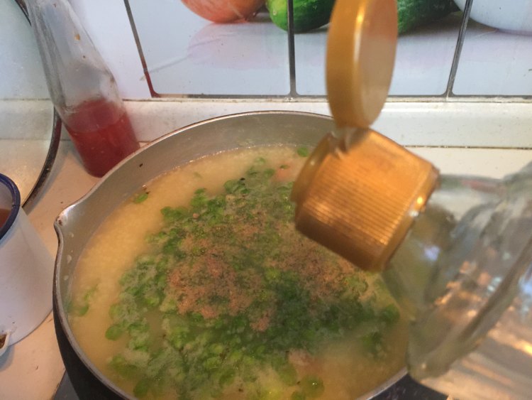 榆钱虾仁小米粥步骤9