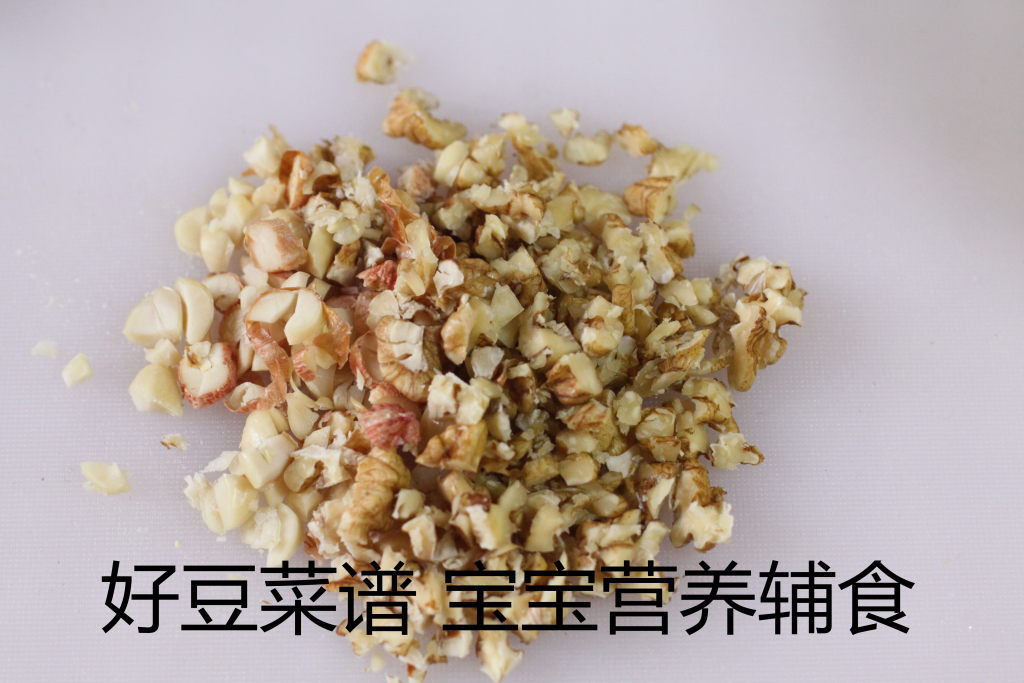 核桃红枣粥步骤5