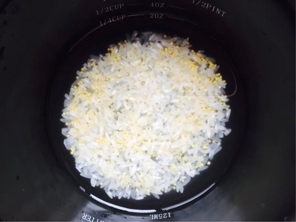 白菜瘦肉粥步骤6