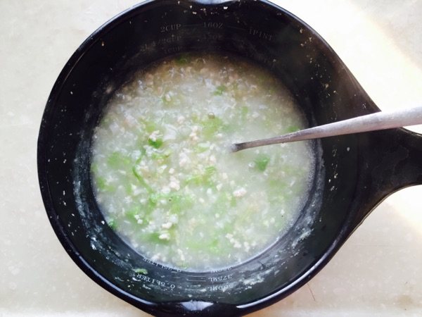 白菜瘦肉粥步骤8