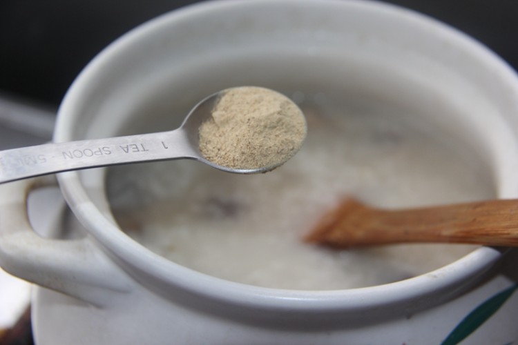 香菇鸡翅粥步骤10