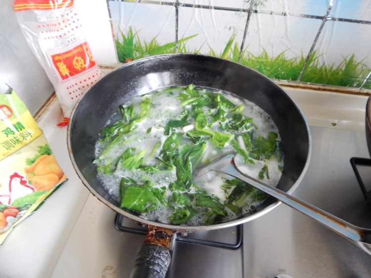青菜豆腐年糕汤步骤8