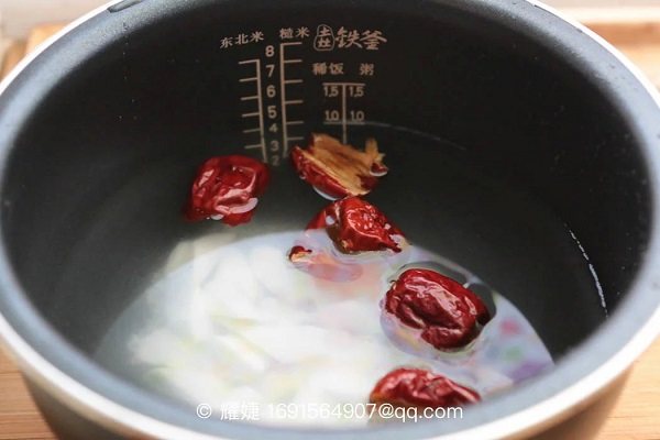 山药大枣粥步骤3