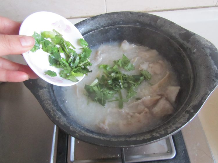 生滚鱼片粥步骤8