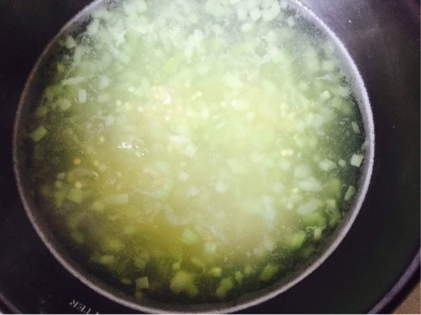 青笋叶鸡肝粥步骤4