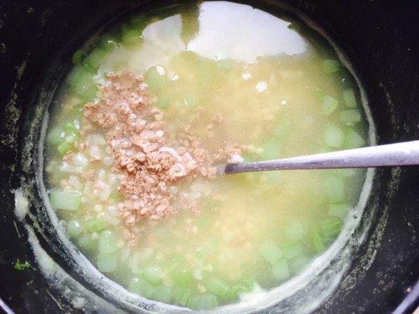青笋叶鸡肝粥步骤9
