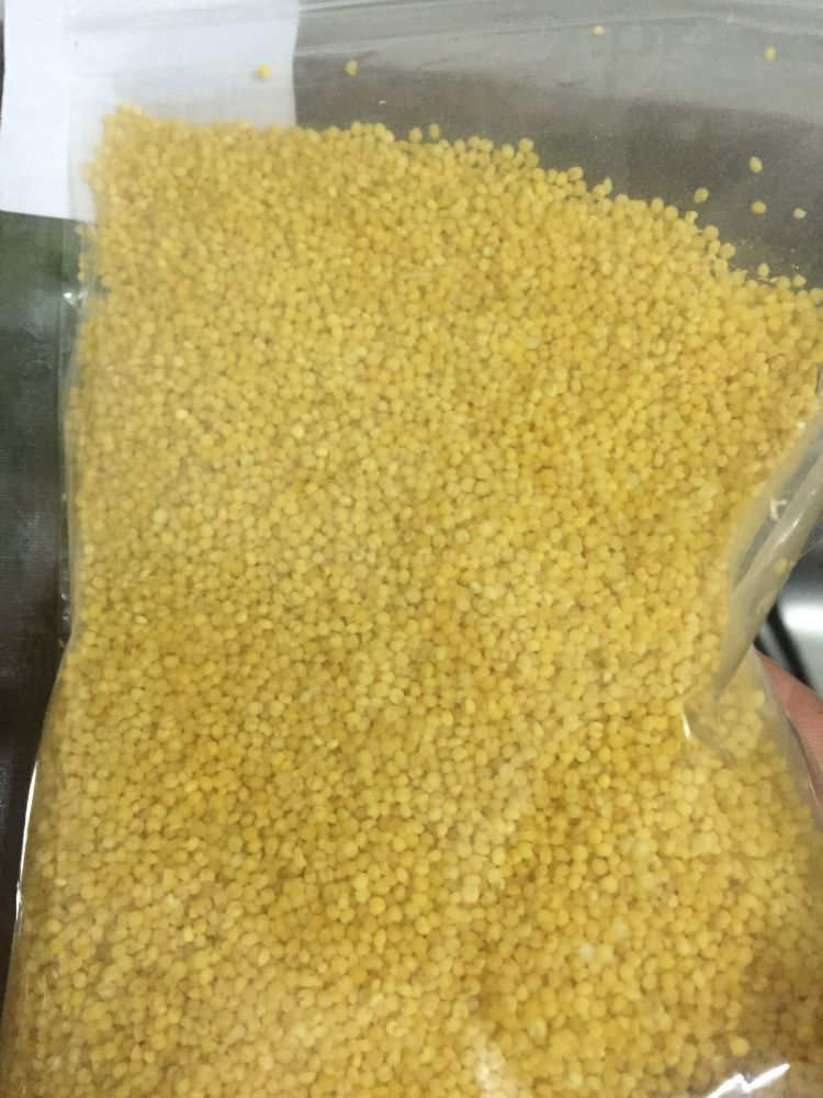 小米红枣红糖粥步骤1